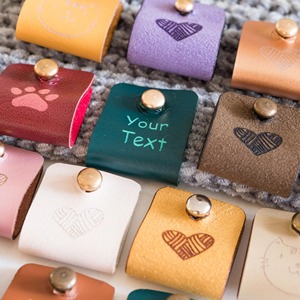 Étiquettes personnalisées modernes en métal avec rivets, étiquettes en cuir PU au crochet, gaufrées, portables, promotionnelles, pour cadeaux faits main tricotés - Product Image 4