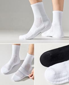 Wholesale Custom Logo Men's <b>Running</b> <b>Socks</b> – Good Quality Cotton Polyester Sports Basketball <b>Socks</b> for Men - Product Image 4