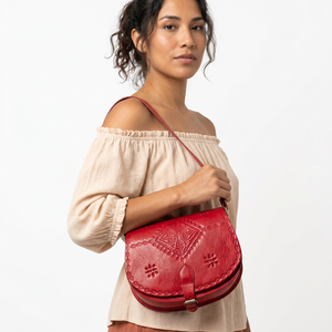 Bolso Hobo Bohemio de Cuero Genuino Rojo con Cierre de Hebilla con Patrón Repujado y Correa para el Hombro para Todas las Temporadas, para Mujer - Product Image 1