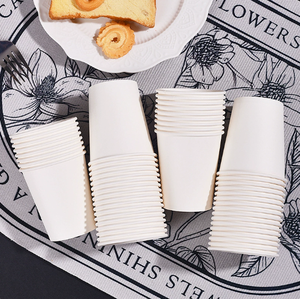 Vaso de papel kraft blanco desechable, resistente a altas temperaturas y anti-quemaduras, con pared gruesa para café, leche, té y otras bebidas, con logo personalizado. - Product Image 1