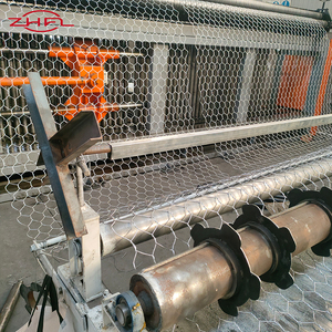 Rouleau de treillis hexagonal tissé galvanisé/alu-zinc avec revêtement PVC pour la protection contre les chutes de roche et l'érosion des pentes, soudé - Product Image 6