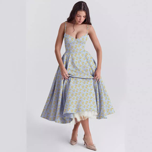 Robe de soirée pour femmes, nouvelle collection été 2025, respirante, taille haute, style européen et américain, haut de gamme, robe de fée, maille française, robe évasée - Product Image 3