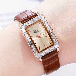 Nouvelle montre pour femme, simple, élégante et sophistiquée, bracelet en cuir avec petit cadran carré - Product Image 4