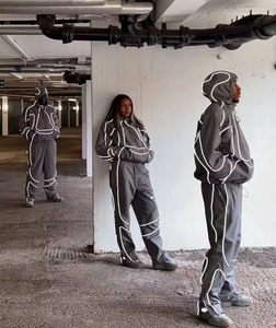 <span class=keywords><strong>Tuta</strong></span> Sportiva Personalizzata con Giacca a Vento Riflettente 3M in Nylon, Felpa con Cappuccio e <span class=keywords><strong>Pantaloni</strong></span> da Jogging in Nylon per <span class=keywords><strong>Uomo</strong></span> - Product Image 5