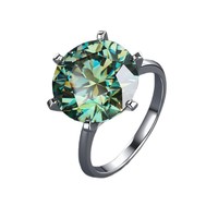 Bague de fiançailles et de mariage solitaire pour femme en argent sterling plaqué or avec moissanite verte à 6 griffes, taille ronde