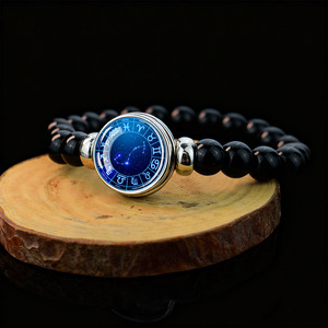 Draaiende Sterrenkaart Orbit Armband - Zwarte Glazen Kraal Sieraden, Neutraal Veelzijdig Unisex Cadeau voor Verjaardag, Lente Zomer Draagbaar - Product Image 1