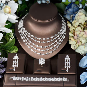 HIBRIDE Elegante Cinco Capas Borla Larga Zirconia Cúbica Señoras Conjuntos de Bisutería Pendientes Colgantes de Gota Collar con Colgante, Collar de Dos Capas - Product Image 2