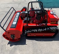 Tondeuse à gazon diesel, largeur de coupe 800 mm, démarrage électrique, télécommande, type chenillé, moteur 12 CV 192 cm³, poignée pliable, garantie 1 an