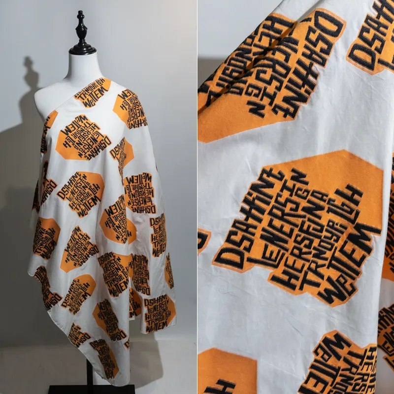 कीर फैक्ट्री 2024 ऑर्गेनिक जैक्वार्ड कस्टम सूटिंग ड्रेस पर्यावरण-अनुकूल डिजाइनर फैब्रिक