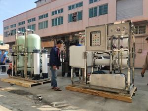 Máquina de desalinización de agua de mar portátil con sistema de ósmosis inversa industrial profesional utilizada en acuicultura marina - Product Image 2