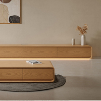 Meuble TV en bois massif du sol au plafond, style bois naturel crème, moderne et minimaliste, meuble TV de salon, table basse