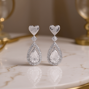 Orecchini Pendenti E3229 in Oro Bianco con Zirconi Taglio a Pera, Montatura a Castone, Gioielli Classici da Donna per Matrimonio - Product Image 2