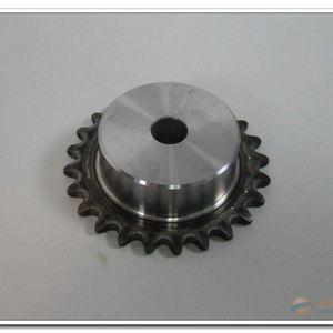 Pignons de chaîne à rouleaux à dents trempées haute fréquence, usinés en acier C45, norme ANSI, alésage 10 mm, diamètre extérieur 50 mm, 20 dents, OEM Mighty - Product Image 4