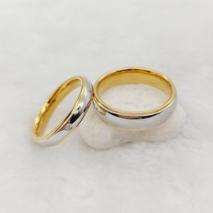 Set di 2 Anelli Coordinati per Promessa, Anniversario, Matrimonio e Fidanzamento, Gioielli Bicolore Placcati Oro 18k per Coppie, Design a Cupola Comfort Fit - Product Image 1