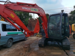 Excavatrice sur chenilles Hitachi Zaxis 70, équipement de construction à moteur diesel pour travaux de terrassement et de manutention de matériaux - Product Image 4