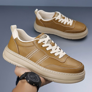 รองเท้าหนังลำลองสำหรับผู้ชาย พื้นรองเท้าหนา บุนวม รองเท้าส้นเตี้ย พื้นยางด้านนอก ดีเทลการเย็บตะเข็บ สำหรับใส่พักผ่อน - Product Image 2