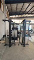 Machine d'entraînement multifonctionnelle haut de gamme à câbles croisés, à charge libre, pour salle de sport commerciale sur mesure