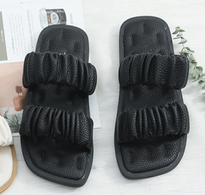 Nouvelles pantoufles décontractées d'été, design plissé tendance, chaussures plates de plage, semelles souples et durables, chaussures pour femmes - Product Image 3
