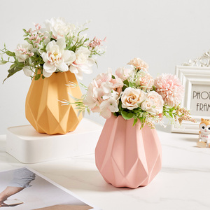 Vase <span class=keywords><strong>simple</strong></span> en <span class=keywords><strong>origami</strong></span>, vase géométrique nordique en <span class=keywords><strong>origami</strong></span>, pot pour plantes d'intérieur, arrangement de plantes, vase décoratif pour la maison, céramique, vase à fleurs, décoration - Product Image 3