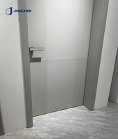 Puerta Exterior de Aluminio para Dormitorio o Escuela, Diseño Minimalista de Lujo, Resistente a la Lluvia, al Óxido y al Ruido, Duradera, Moderna, con Superficie PVD