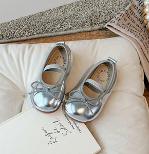 Chaussures en cuir pour enfants, nouvelle collection printemps-été-automne, chaussures souples à nœud pour bébé fille, antidérapantes, mode princesse, chaussures simples - Product Image 3