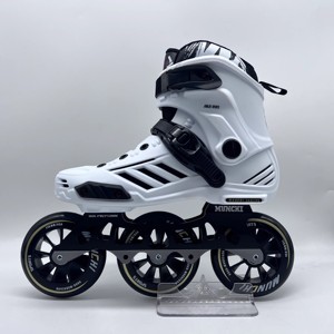 <span class=keywords><strong>Pattini</strong></span> a Rotelle Professionali da Uomo per Pattinaggio di Velocità e Freestyle, Ruote Grandi, Tre Ruote, Guscio in PE/PU, 3*110MM - Product Image 3