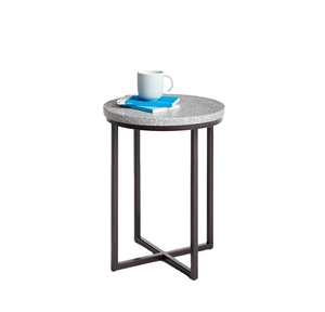 Mesa Auxiliar con Superficie de Terrazo, Mesa Auxiliar de Metal de Diseño Simple, Mesa de Centro para Sala de Estar, en Venta - Product Image 1