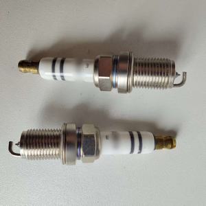 Bujía de Iridio y Platino 06E905611 06E905611A, Reemplazo Directo para Audi <span class=keywords><strong>A4</strong></span> A6 Q5 VW Touareg Porsche Cayenne 2008-2023 - Product Image 2