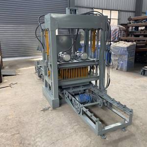 Draagbare Elektrische Plc-Gestuurde Holle Vliegas & Beton Baksteen Maker Machine Met 5M Riem Eenvoudige Bediening - Product Image 5