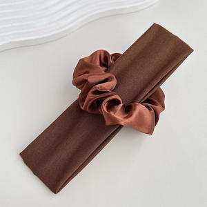 योग टिकाऊ पॉलिएस्टर के लिए खेल लोचदार हेडबैंड चलाने के लिए खेल लोचदार हेडबैंड चलाने के लिए ठोस रंग सरल हेयर बैंड - Product Image 5