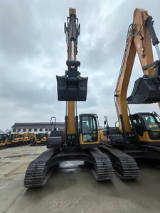 Hot Sale Bucket Capacity 8.5m3 Crawler <b>Excavator</b> XE1250 With One Year Warranty <b>Excavator</b> <b>Machine</b> - Product Image 5