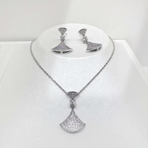 Prix usine – Nouveauté : Parure papillon géométrique en argent 925 avec zircon pour femme – Boucles d'oreilles et collier pour fête - Product Image 3