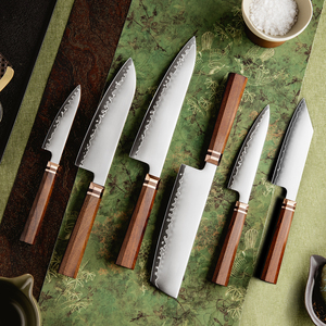 <span class=keywords><strong>Juego</strong></span> <span class=keywords><strong>de</strong></span> <span class=keywords><strong>cuchillos</strong></span> <span class=keywords><strong>de</strong></span> cocina japoneses Hitachi ZDP189 <span class=keywords><strong>de</strong></span> acero al carbono, <span class=keywords><strong>juego</strong></span> <span class=keywords><strong>de</strong></span> <span class=keywords><strong>cuchillos</strong></span> <span class=keywords><strong>de</strong></span> chef <span class=keywords><strong>de</strong></span> lujo con mango <span class=keywords><strong>de</strong></span> madera Africana Mkuruti - Product Image 3