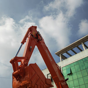 Miniexcavadora Hitachi ZX70 Original Usada, Excavadora Hidráulica de Orugas de Segunda Mano, Equipo de Construcción de Alta Confiabilidad - Product Image 6