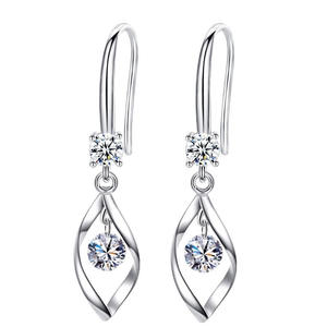 Pendientes Colgantes de Plata 925 Zuochi con Cristal Blanco y Diseño Geométrico, Joyería Clásica para Mujer, Ideal para Bodas - Product Image 5