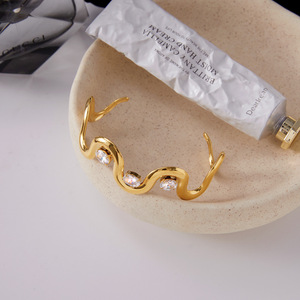 Bracelet en or 18 carats avec zircon blanc serti de griffes, unisexe, à porter au quotidien - Product Image 3