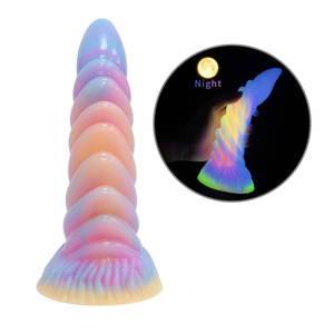 Consolador de silicona líquida de dragón masturbador que brilla en la oscuridad - Product Image 4