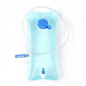 Poche à eau d'hydratation de haute qualité avec logo personnalisé, 2 litres, en EVA et TPU, sans BPA - Product Image 1