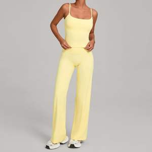 Kadın Spor Giyim Atlet Yelek Fitness Seti Aktif Giyim Kadın Spor Salonu Kıyafetleri Geniş Paça İspanyol Paça Pantolon 2 Parça Yoga Seti - Product Image 3