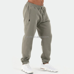 Fabricante de Calças Jogger Masculinas Personalizadas OEM, Calças Casuais de Moletom Oversized com Bolsos - Product Image 3