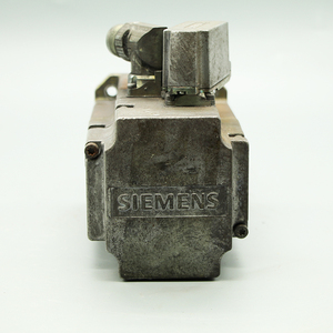 Motor PLC 1PH7103-2NF02-0BA0 con Interfaz de Comunicación RS485, Envío Rápido, en Stock - Product Image 1