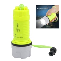 Linterna LED Sumergible a Prueba de Agua con 3 Pilas AA, Linterna de Mano Subacuática con Cordón para Buceo, Pesca y Actividades al Aire Libre