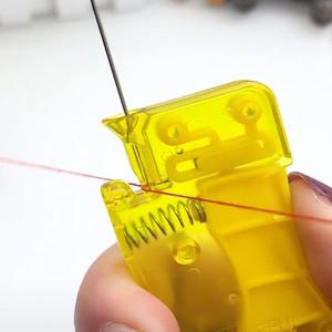 Accesorios para Herramientas de Costura, Enhebrador Automático de Agujas de 7*3.5cm, Enhebrador <span class=keywords><strong>Manual</strong></span> para Bordado y Costura a Mano - Product Image 3