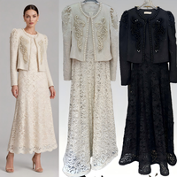 Ensemble 2 pièces élégant en dentelle à décorations plumes, veste courte en dentelle à col en V et robe longue plissée, tenue de soirée formelle modeste pour femme, ODM OEM