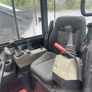 รถขุดขนาดเล็ก KOMATSU PC35MR มือสอง น้ำหนัก 3.5 ตัน รถขุดไฮดรอลิกแบบตีนตะขาบ เครื่องจักรก่อสร้าง - Product Image 6