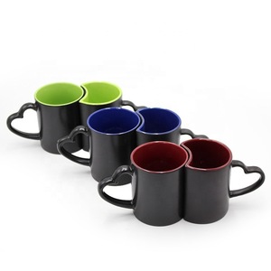 GZYSL Factory Custom Geschenk Souvenirs Keramik Paar Becher Tasse mit Liebe herzförmigen Griff für Valentinstag - Product Image 4