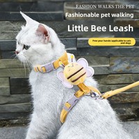 Laisse pour chat - Design en forme de H Little Bee, spécialement conçue pour les sorties ; Fournitures pour animaux de compagnie en gros ; Anti-évasion