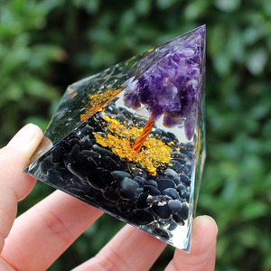 <b>Crystal</b> <b>Chip</b> Pyramid Resin Epoxy Craft Desktop Ornament Amethyst Obsidian Home Decoration Gift - Product Image 3
