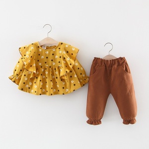 Conjunto de Ropa de Alta Calidad para Bebés Niñas, Conjunto de Vestido de 2 Piezas para Bebés con Lindo Estampado - Product Image 1