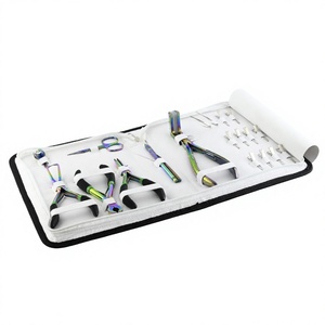 Kit Profesional de Herramientas para Extensiones de Cabello con Pinza de Crimpado de 3 Orificios para Nano y Micro Beads, Cortador de Queratina y Herramienta para Trenzar - Product Image 1